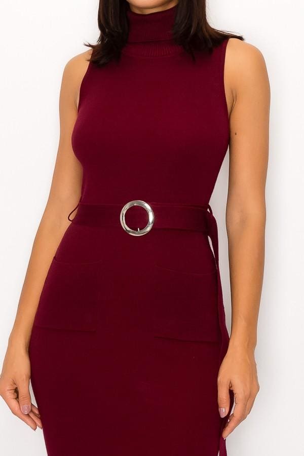 Sleeveless body-con dress