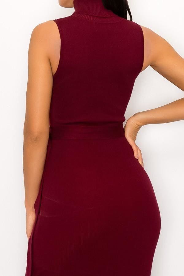 Sleeveless body-con dress - L / Burgundy